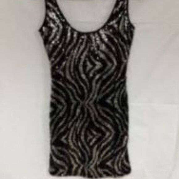 1663-SOHO Short Cocktail Dress - Picture 5 of 8